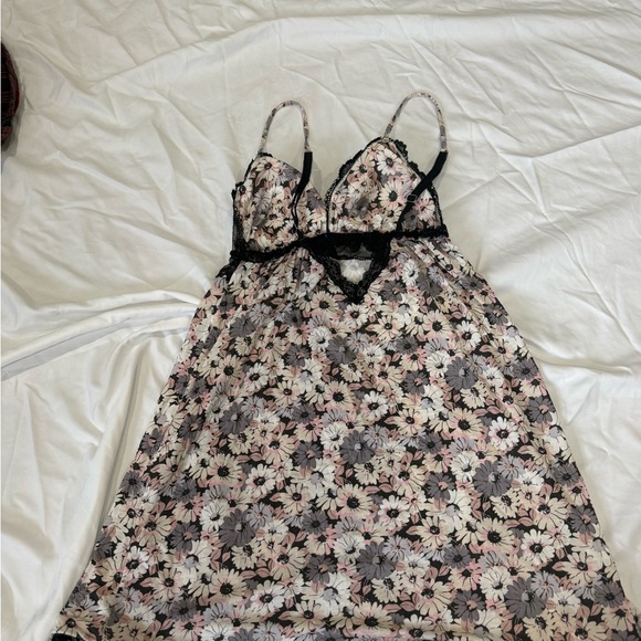 Victoria's Secret Floral Chemise with Black Lace - Picture 3 of 3
